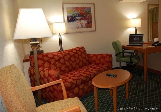 Fairfield Inn And Suites South Hill I-85 Екстер'єр фото